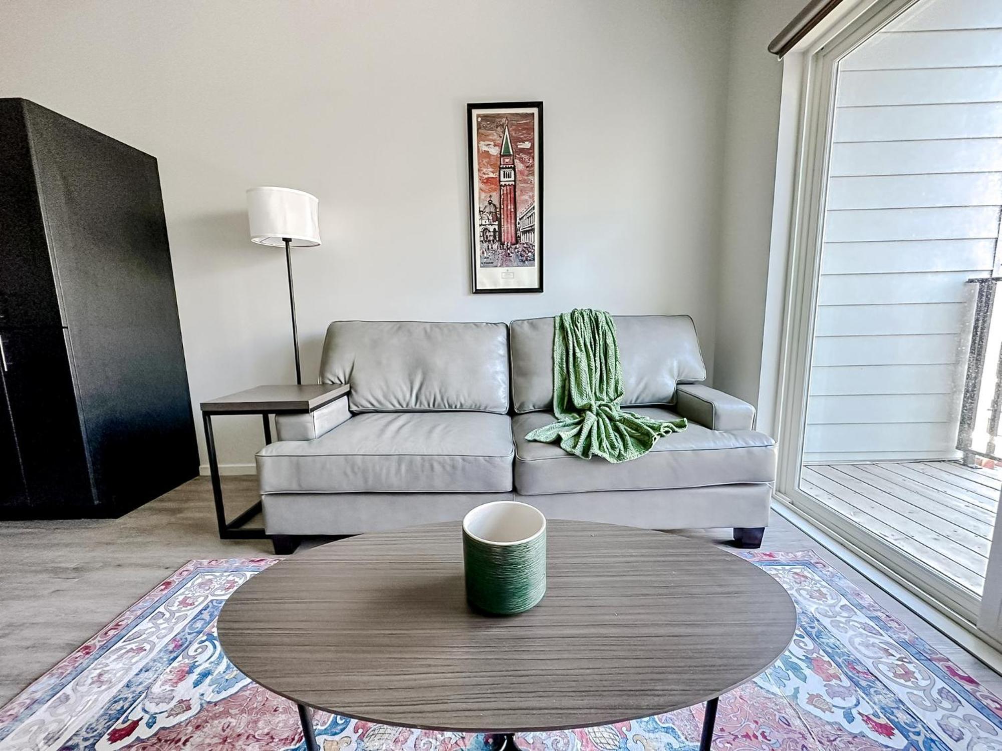 Sleepover 1Bd 1Ba Omaha Apartments Ngoại thất bức ảnh